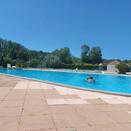 Le Goeland 2 Pieces Avec Terrasse, 2 Adultes, 1 Enfant, N'est Pas Adapte Pour Les Moins De 3 Ans Et De 12 Ans Apartament *