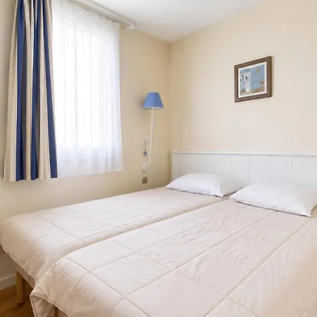 Apartment Le Goeland 2 Pieces Avec Terrasse, 2 Adultes, 1 Enfant, N'est Pas Adapte Pour Les Moins De 3 Ans Et De 12 Ans Talmont-Saint-Hilaire
